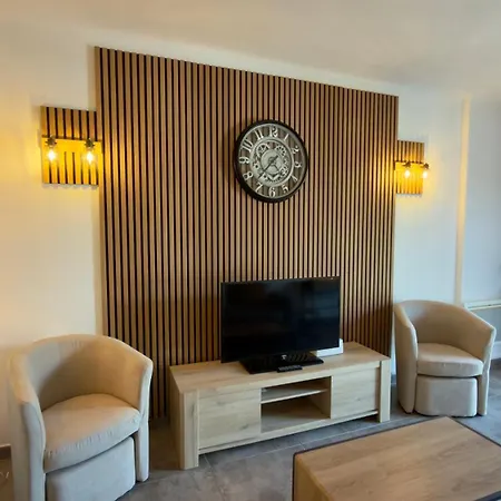 Joli T2 Confort - Terrasse Et Aperçue Apartamento